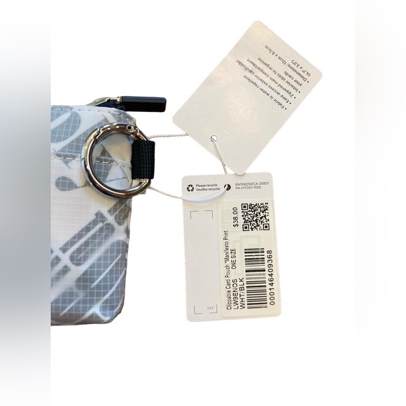 NWT Lululemon clippable card pouch - Picture 2 of 4